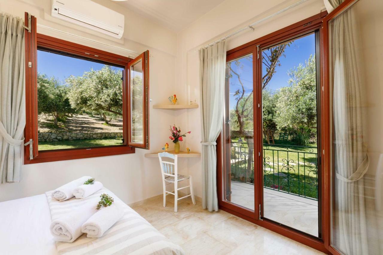 פלטאנס Lily'S Cottage מראה חיצוני תמונה