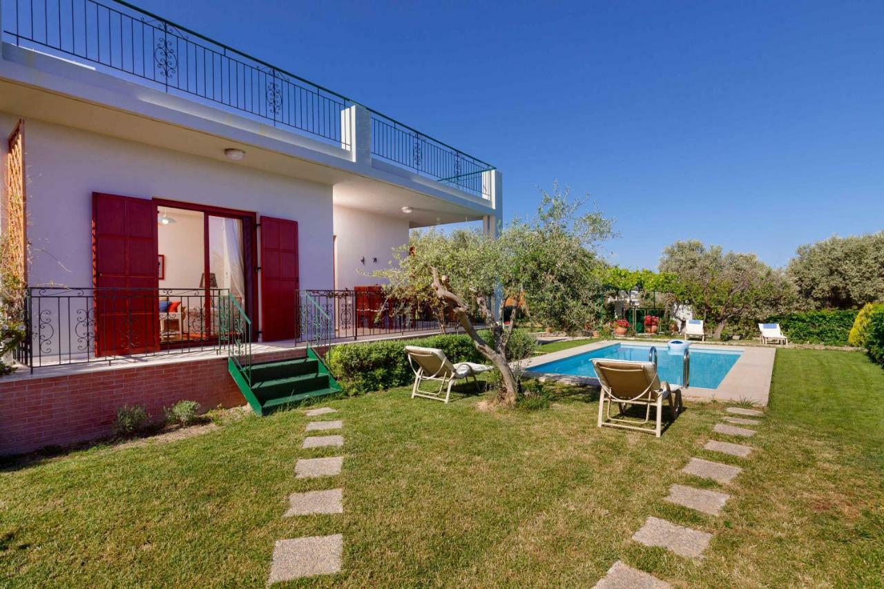 פלטאנס Lily'S Cottage מראה חיצוני תמונה