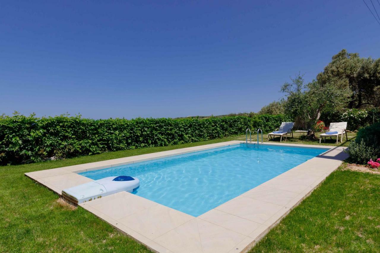 פלטאנס Lily'S Cottage מראה חיצוני תמונה